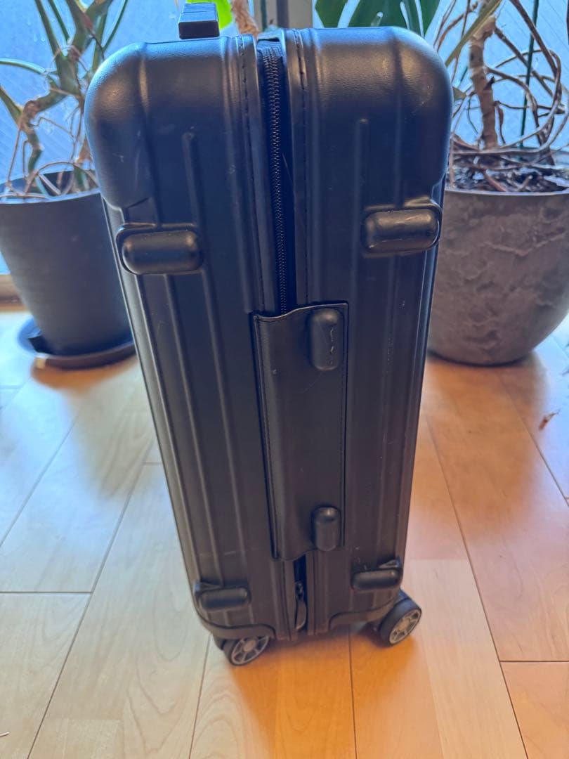 リモワ　サルサキャリー