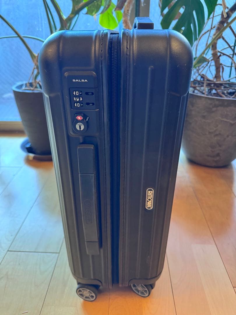 リモワ　サルサキャリー