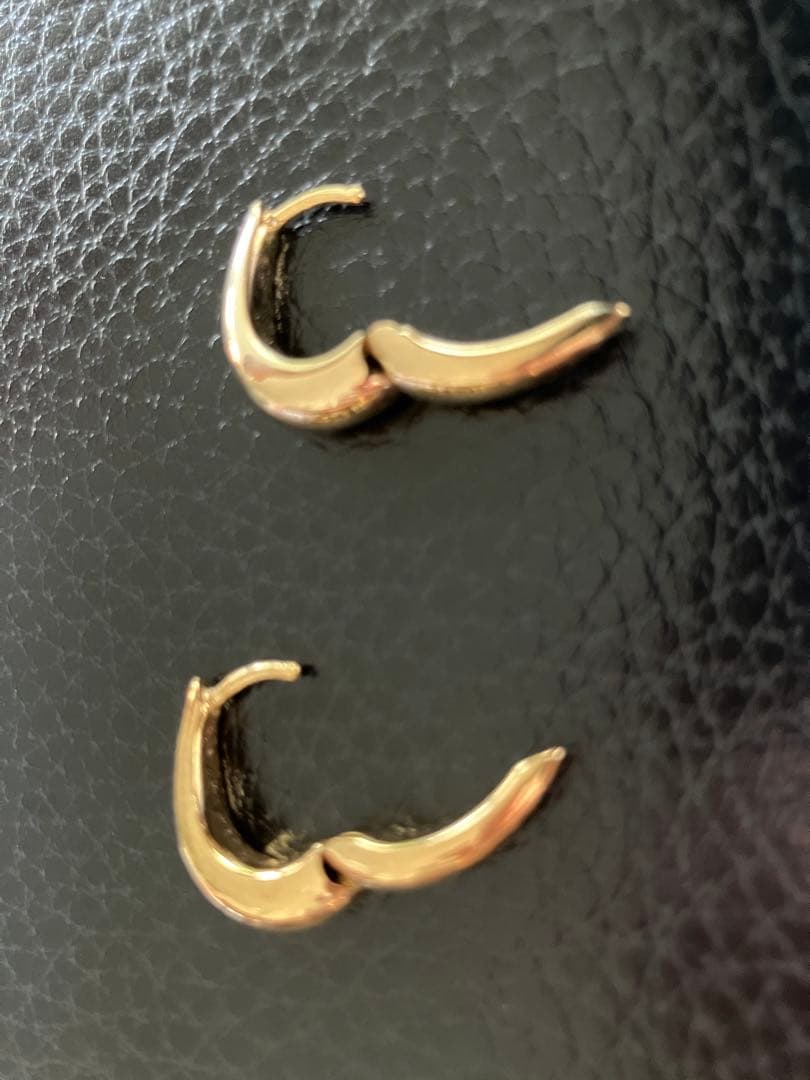 TOM WOODトムウッドゴールドフープピアス(両耳用)