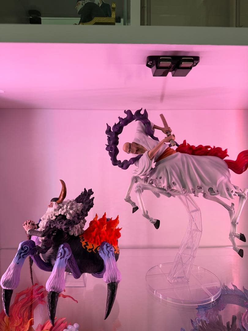 イーザンバロン・V・ナス寿郎聖　ジェイガルシア・サターン聖