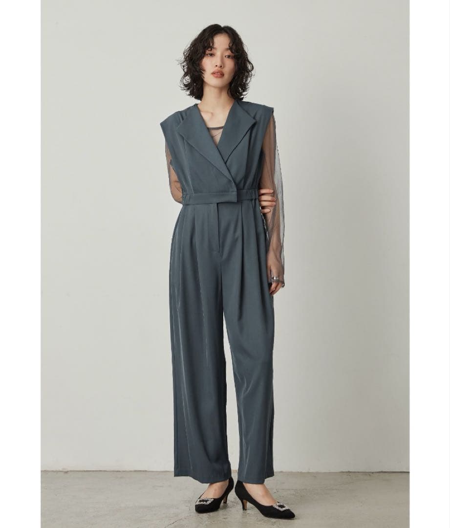 大幅値下げ‼️美品　niana スタンドアウトカラーオールインパンツ インナー付き