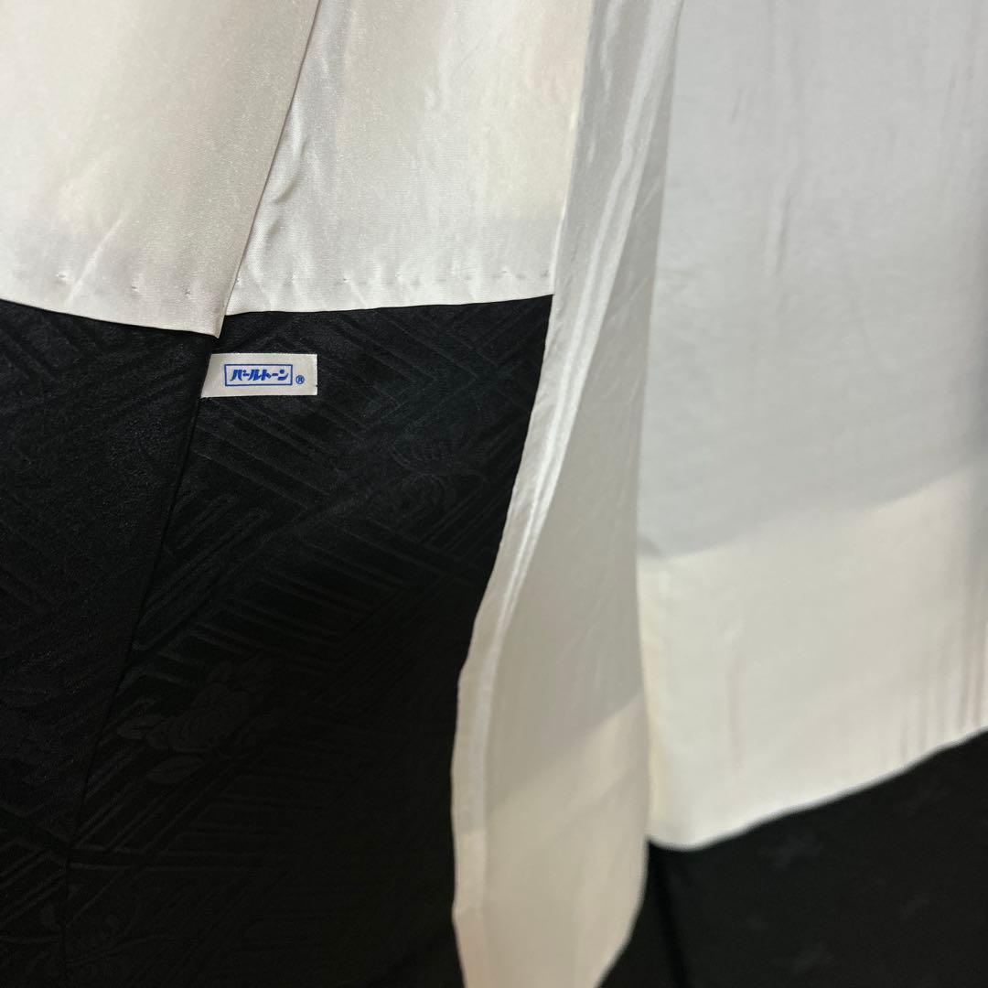 ♡大人おしゃれ！黒地に雪輪模様のお振袖♡