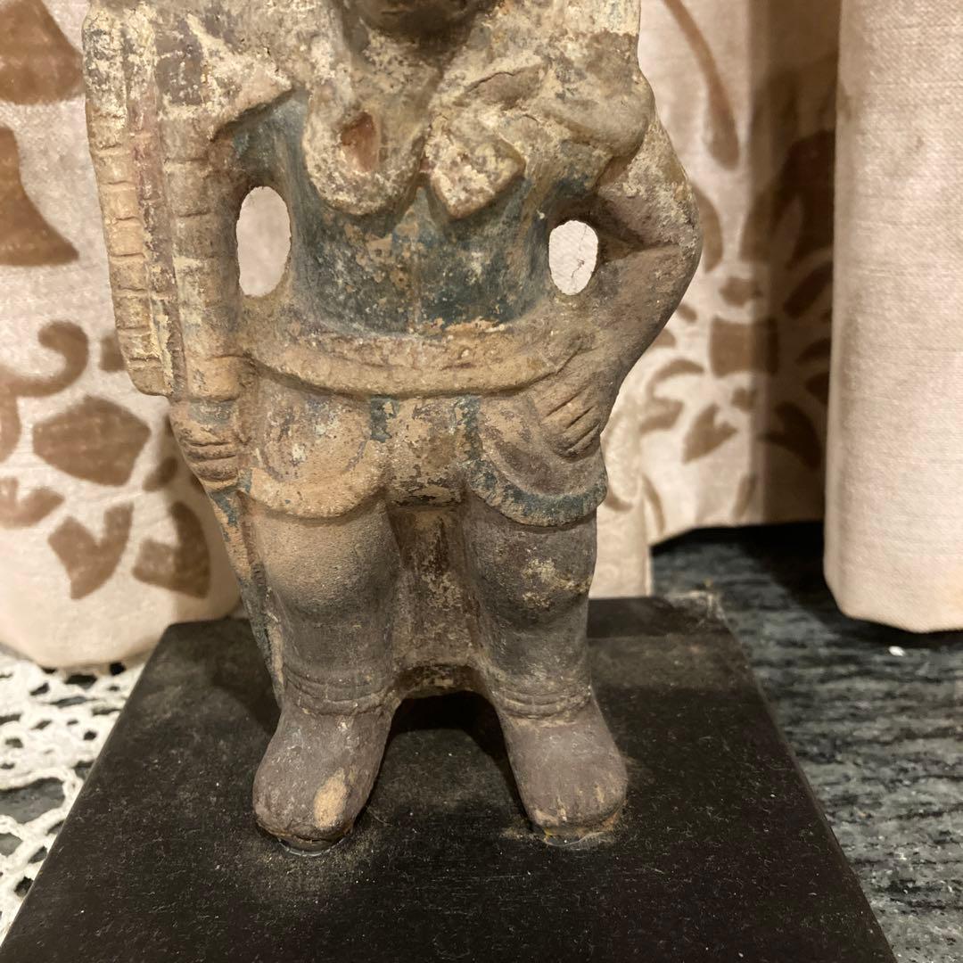 中南米　古美術　マヤ文明？　台座付き