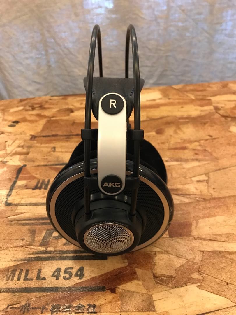 【僅かな傷&ほぼ未使用】AKG K702 オープンバックヘッドフォン