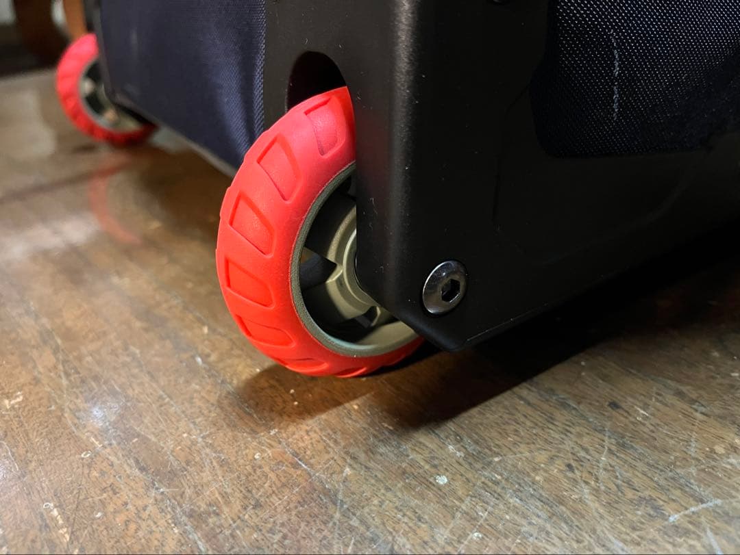 値下げ　新品ローラー ノースフェイス ローリングサンダーM 73L