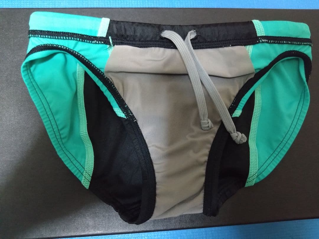 競パン arena PYTHON グリーン SS