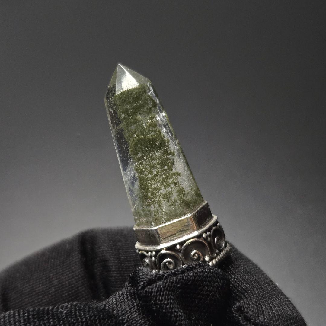 【超希少石/最強品質】虹入りガネーシュヒマール産水晶ポイント＊30mm＊　天然石