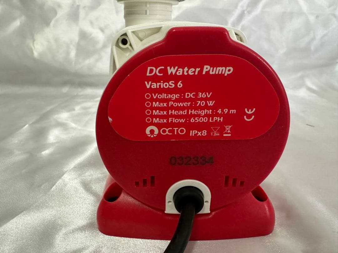 OCTO VarioS 6 循環ポンプ　オクト　reefer170配管付