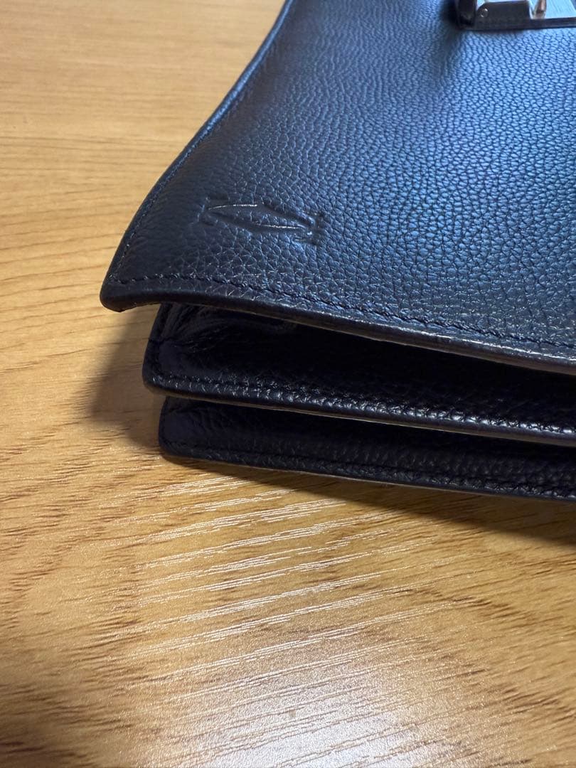 中古美品 Cartier ビジネスバッグ 黒 レザー ブリーフケース 外箱なし