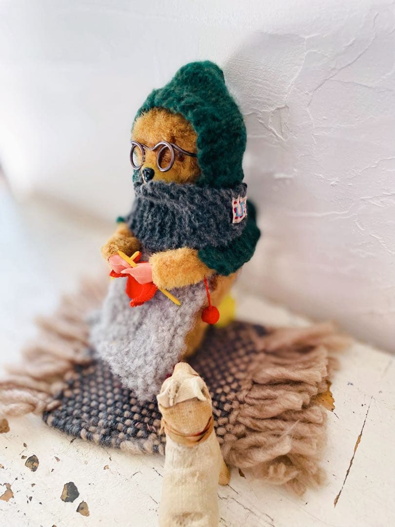 † † † ヴィンテージ ゼンマイ 編み物ベア　アンティークベア † † †