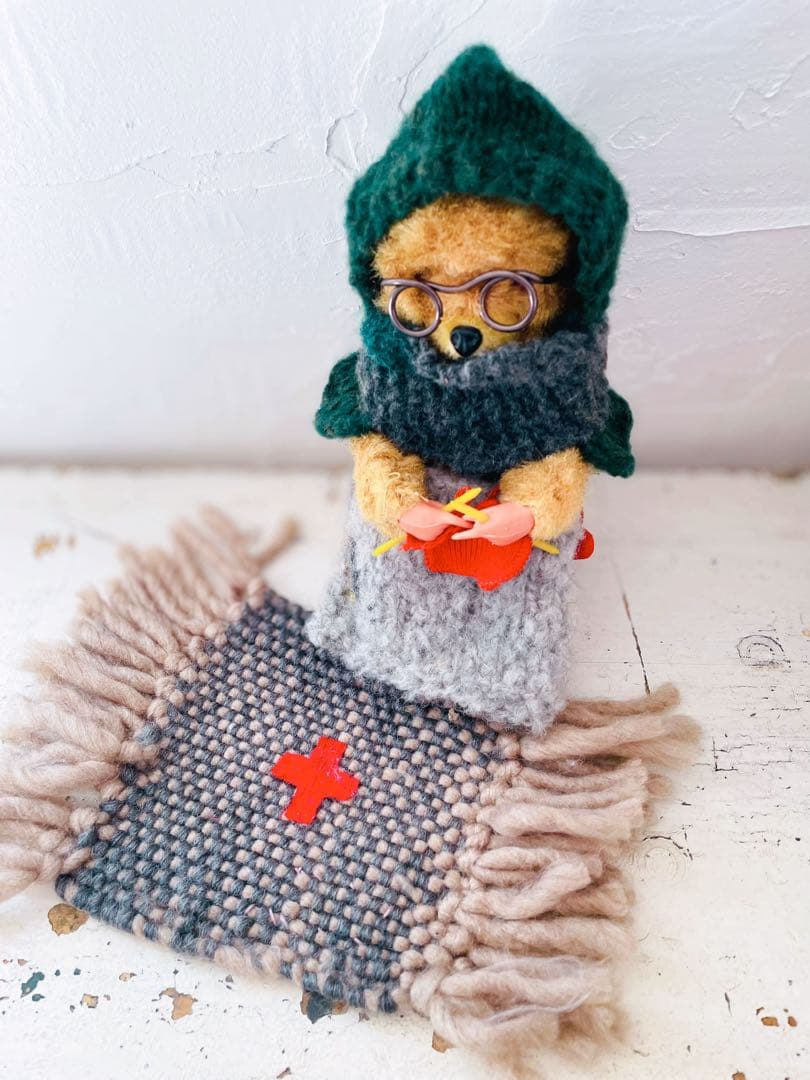 † † † ヴィンテージ ゼンマイ 編み物ベア　アンティークベア † † †