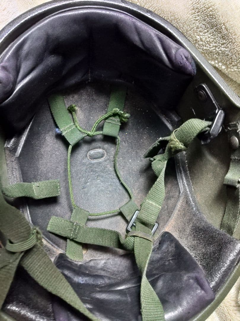 イギリス軍 英軍　Mk6ヘルメット　軍放出品　値下げ交渉可