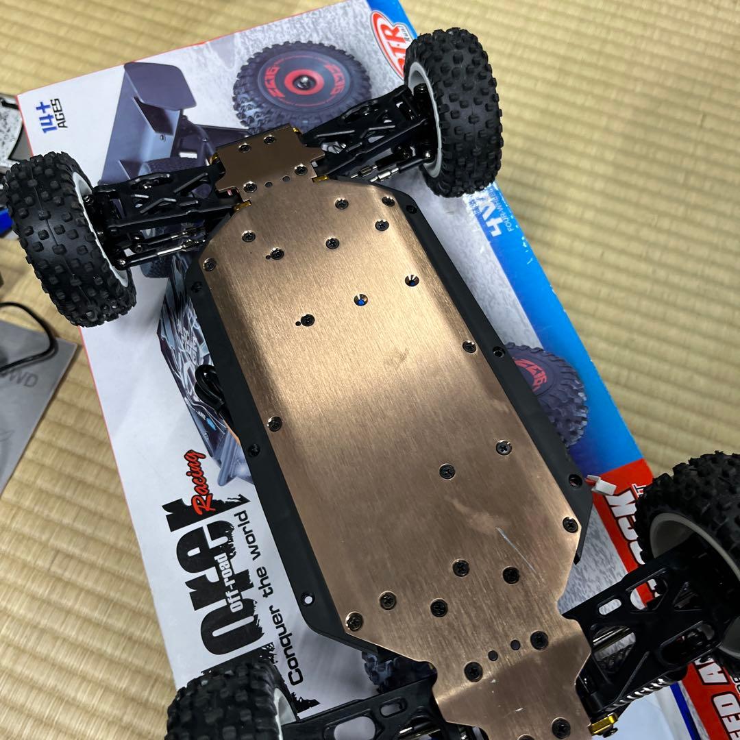 最終値下げExplorer Racing 124017 2.4GHz ブラシレス