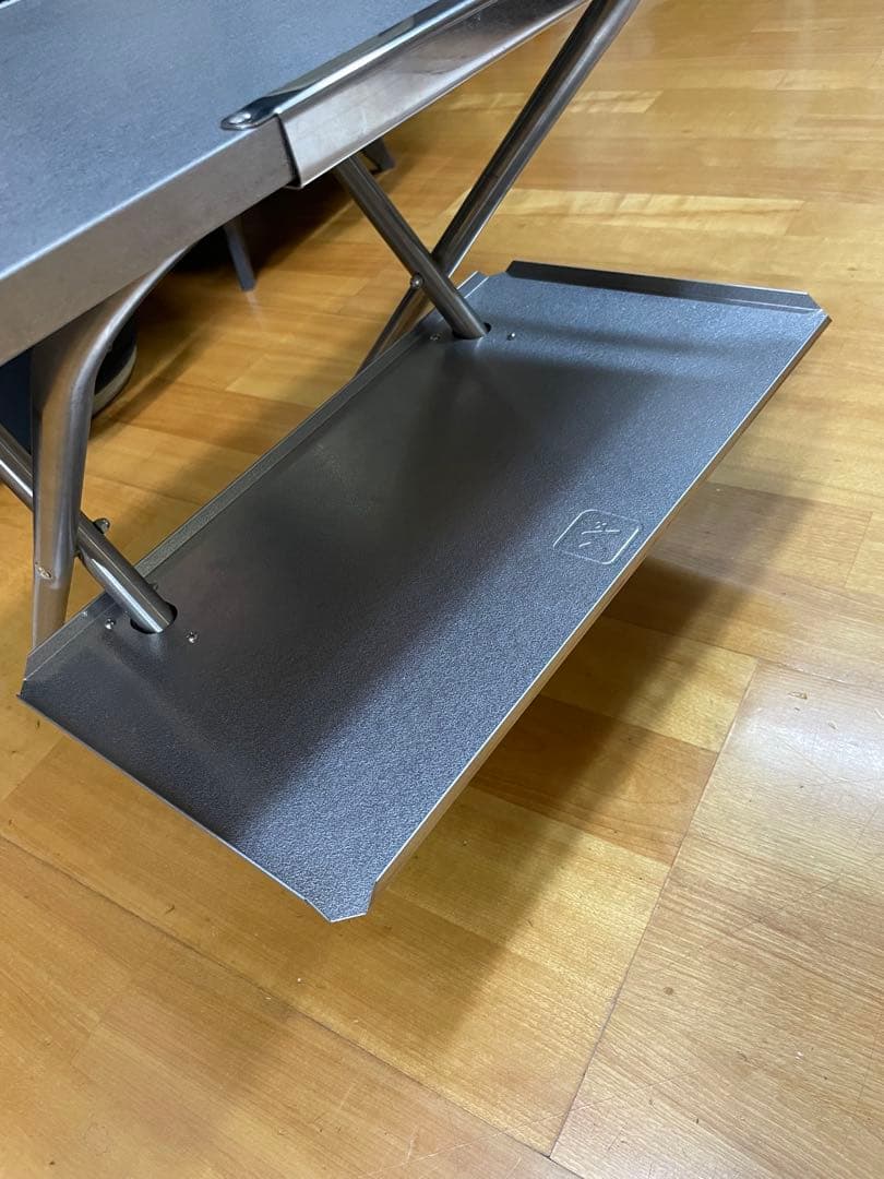 エ*ロ様 ユニフレーム焚き火テーブルサイドバーカスタム+別注レッグラック付き❗️