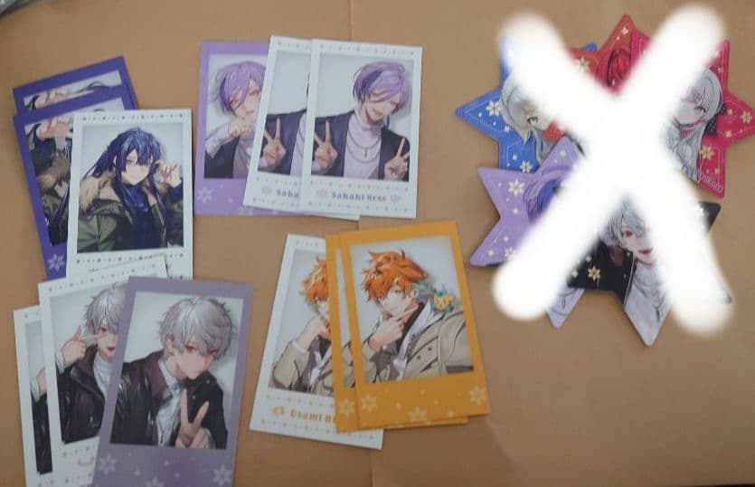 ピンズ・ピンバッジ・缶バッジ Nana