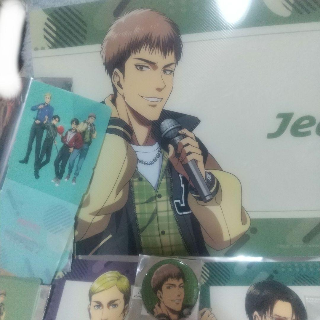 進撃の巨人 ラウンドワン 特典 クリアファイル ラバーマット ジャン リヴァイ
