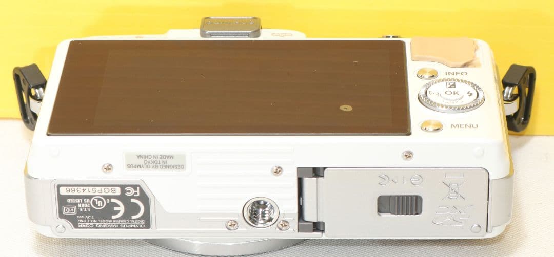 ⭐オリンパス E PM 2 ボディ⭐ホワイト 送料無料⭐