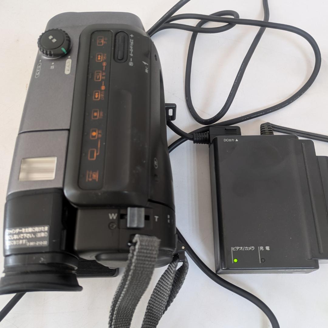 SONY CCD-TR11 8mm ハンディカム HSA-V515 他付属品あり