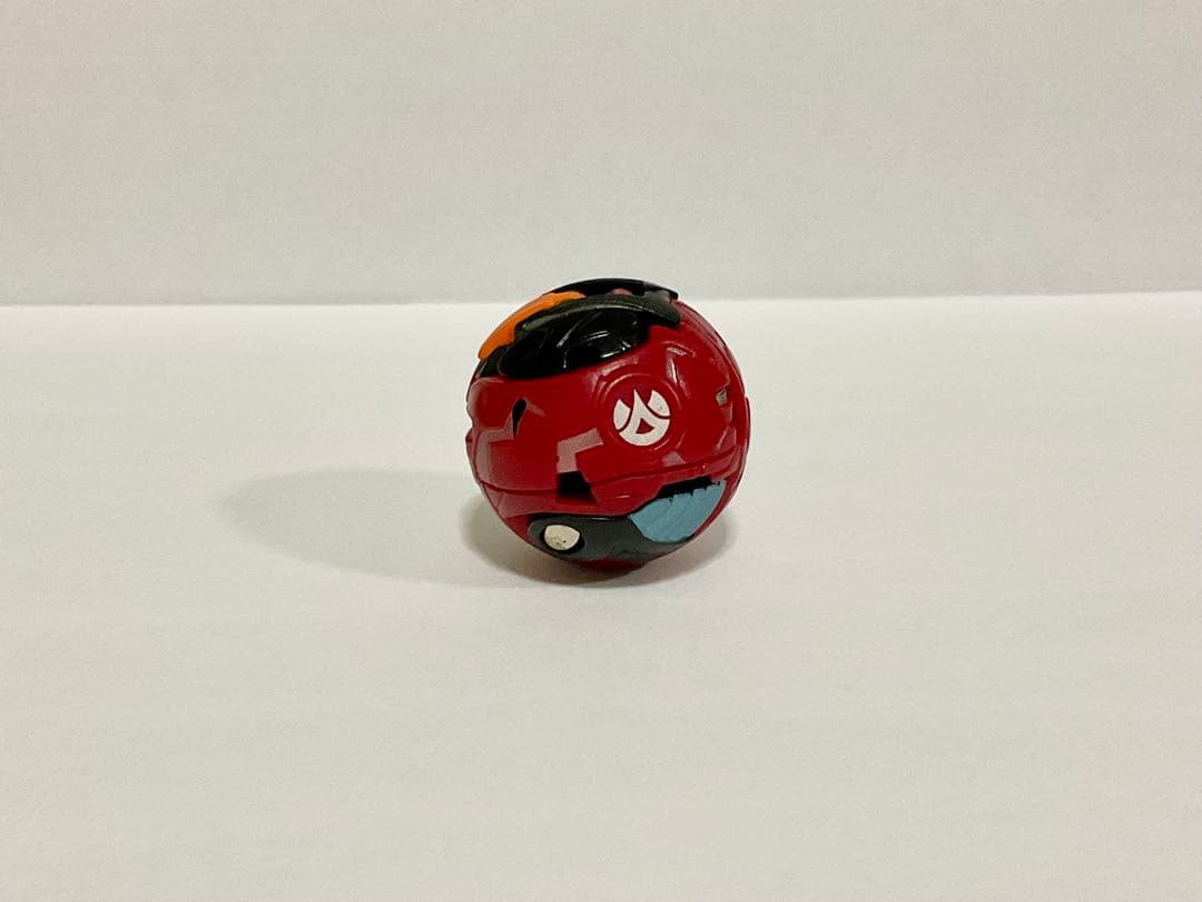 ノヴァヘリオス　スペシャルカラー仕様　560G 爆丸拡張パック