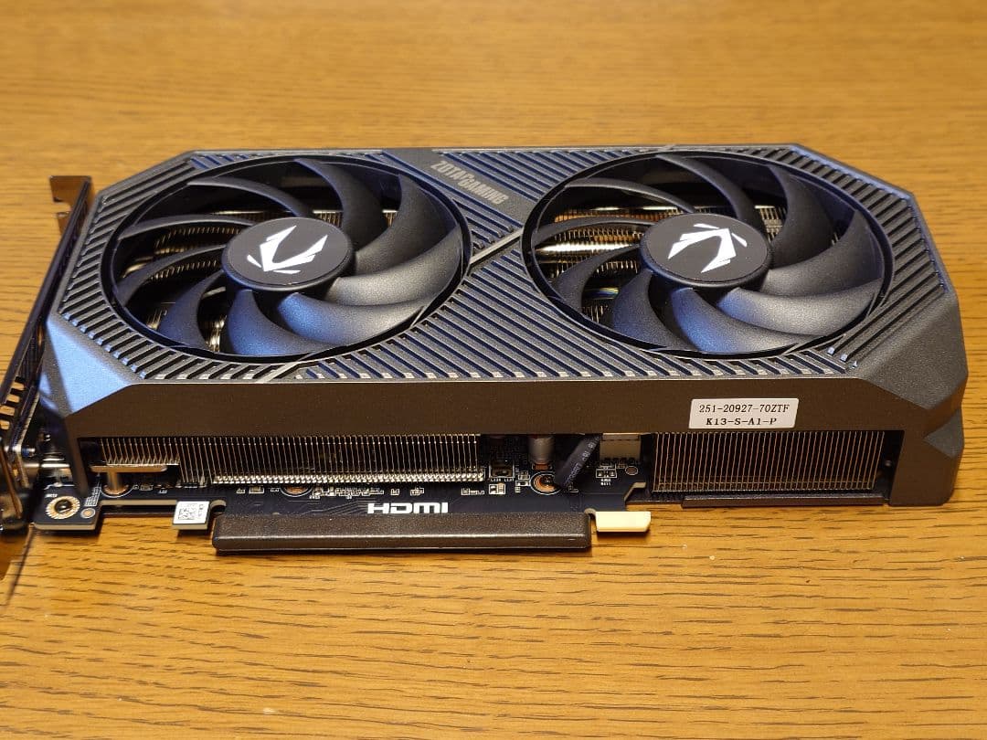 ZOTAC GEFORCE RTX 5060 Ti 8GB ほぼ新品