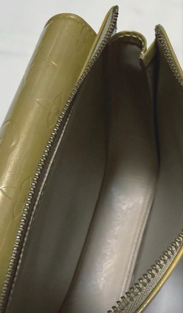 Louis Vuitton モット