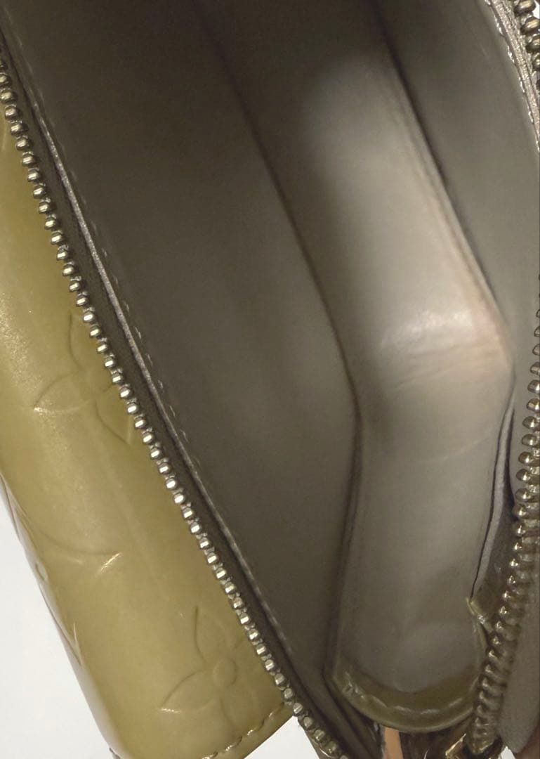 Louis Vuitton モット