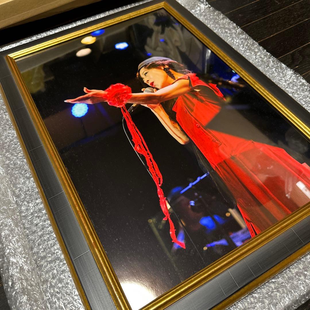 新品未使用　中森明菜　大型写真　額装　公式グッズ　写真展　おまけ付