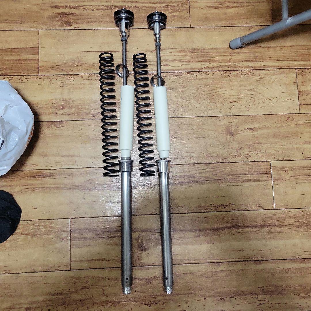 Z900RS フォーク　カートリッジ　ほぼ新品