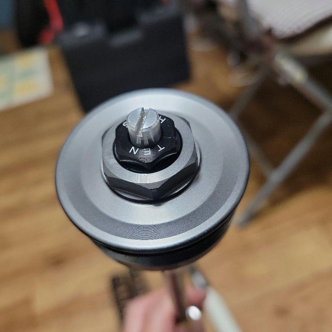 Z900RS フォーク　カートリッジ　ほぼ新品