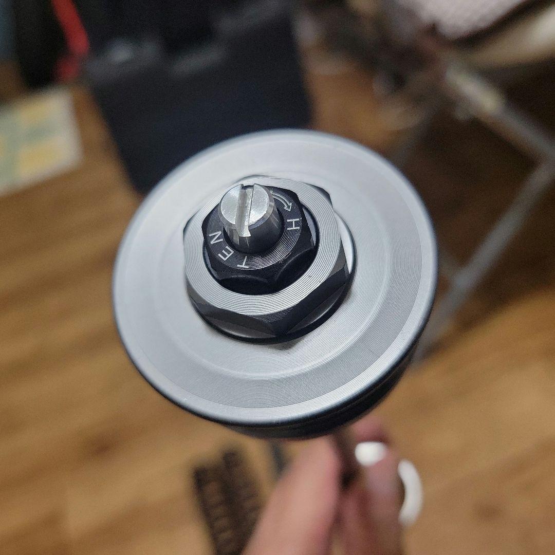 Z900RS フォーク　カートリッジ　ほぼ新品