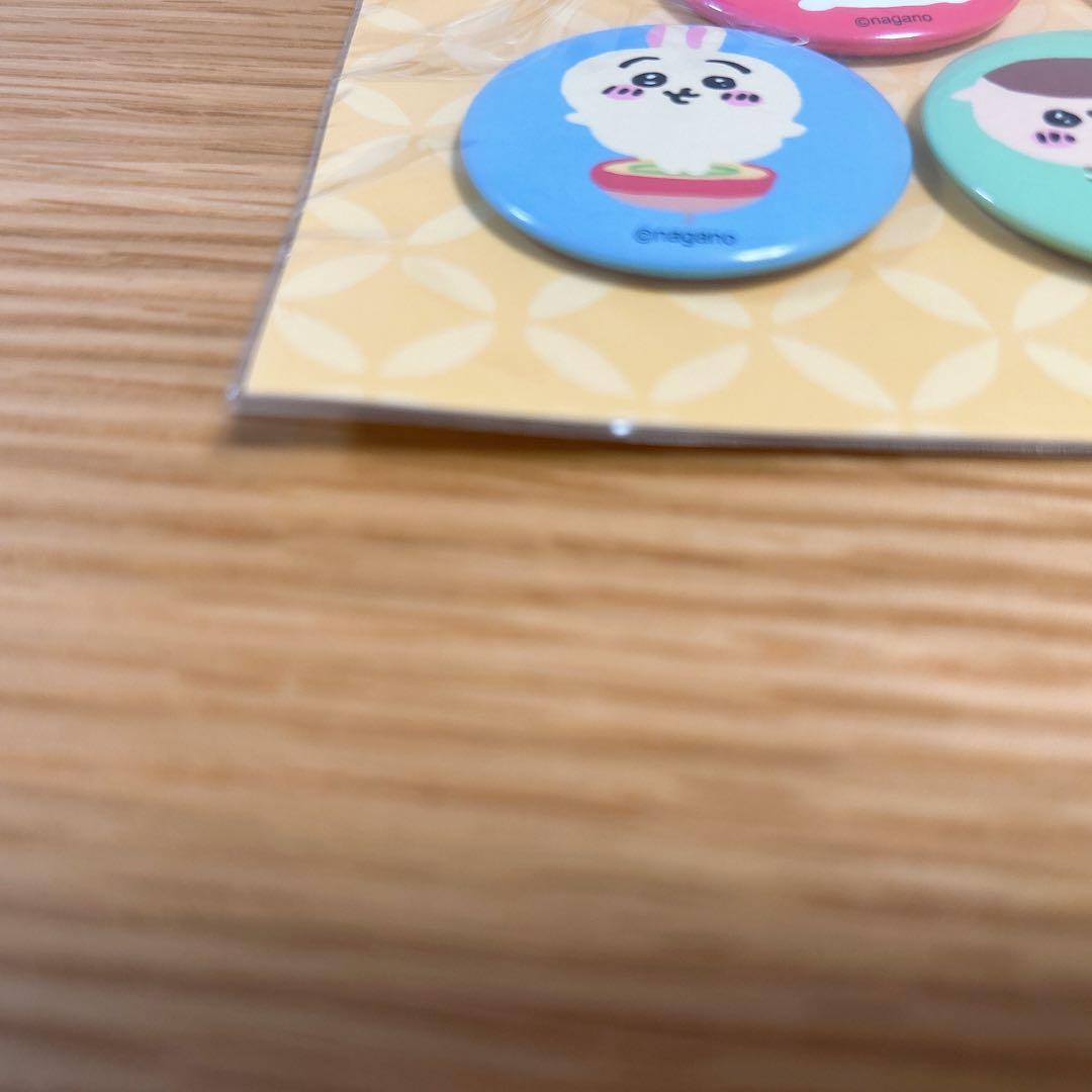 ちいかわ　ハッピーバッグ2022 缶バッジ　アクリルスタンド