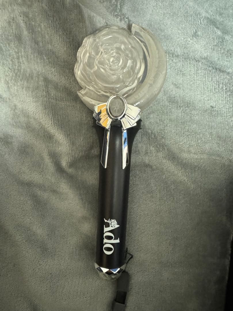 Ado ペンライト　マーズ、モナリザの横顔、hibana