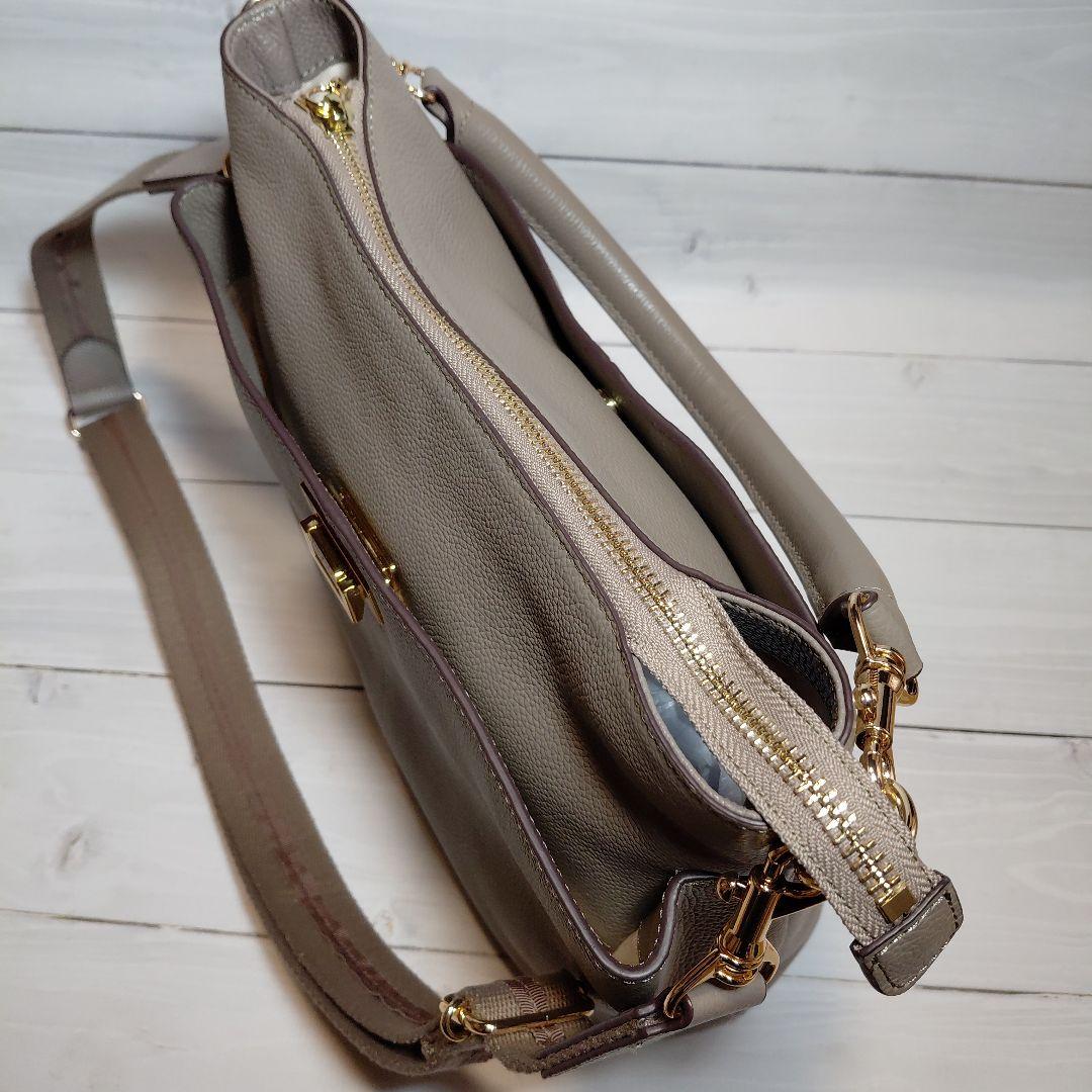 週末セール　美品　ATAO アタオ ウィークエンド 2way ショルダー トープ