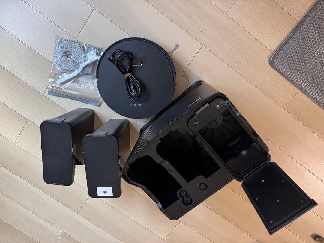 yadea ロボット掃除機本体 充電器・モップ付き