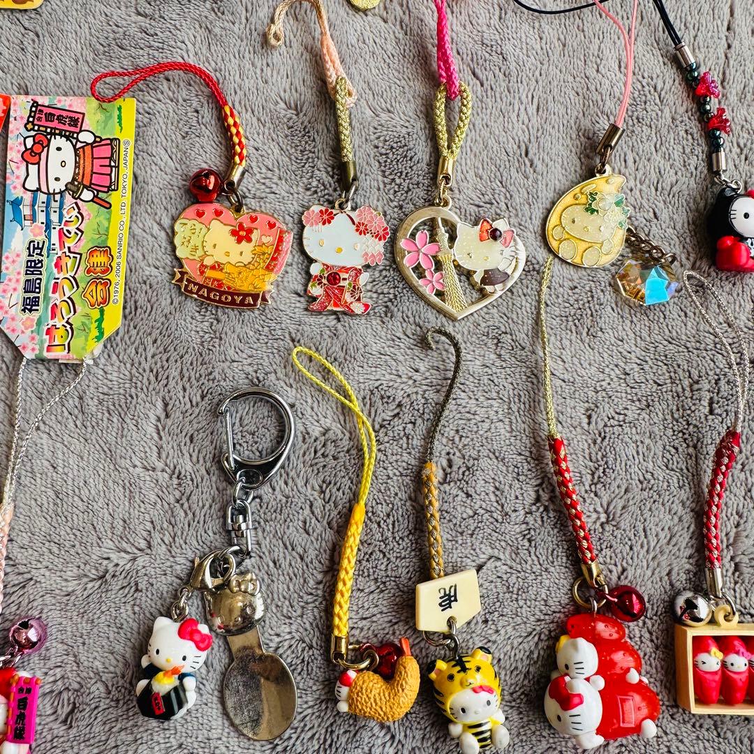ご当地キティ　根付けストラップ　キーホルダー　マスコット　まとめ売り　26点
