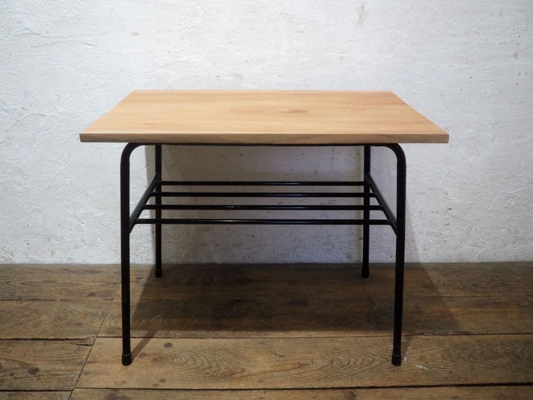 1235 ①古い木と鉄脚のテーブル　デスク　作業台　リメイク　レトロ　ビンテージ