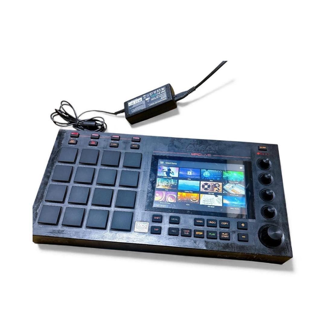 AKAI MPC Live サンプラー