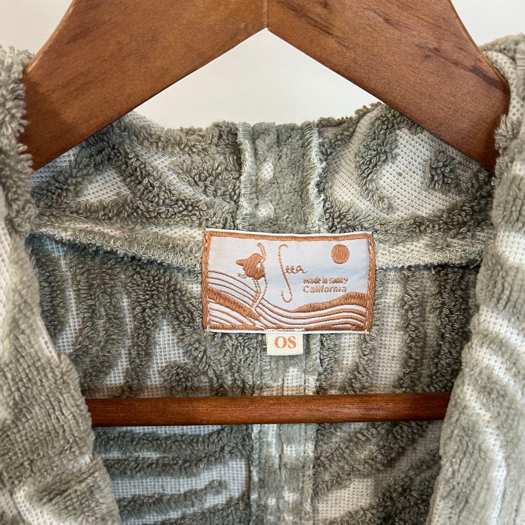 新品未使用　SEEA シーア　タオルガウン　ポンチョ　ライトグレー