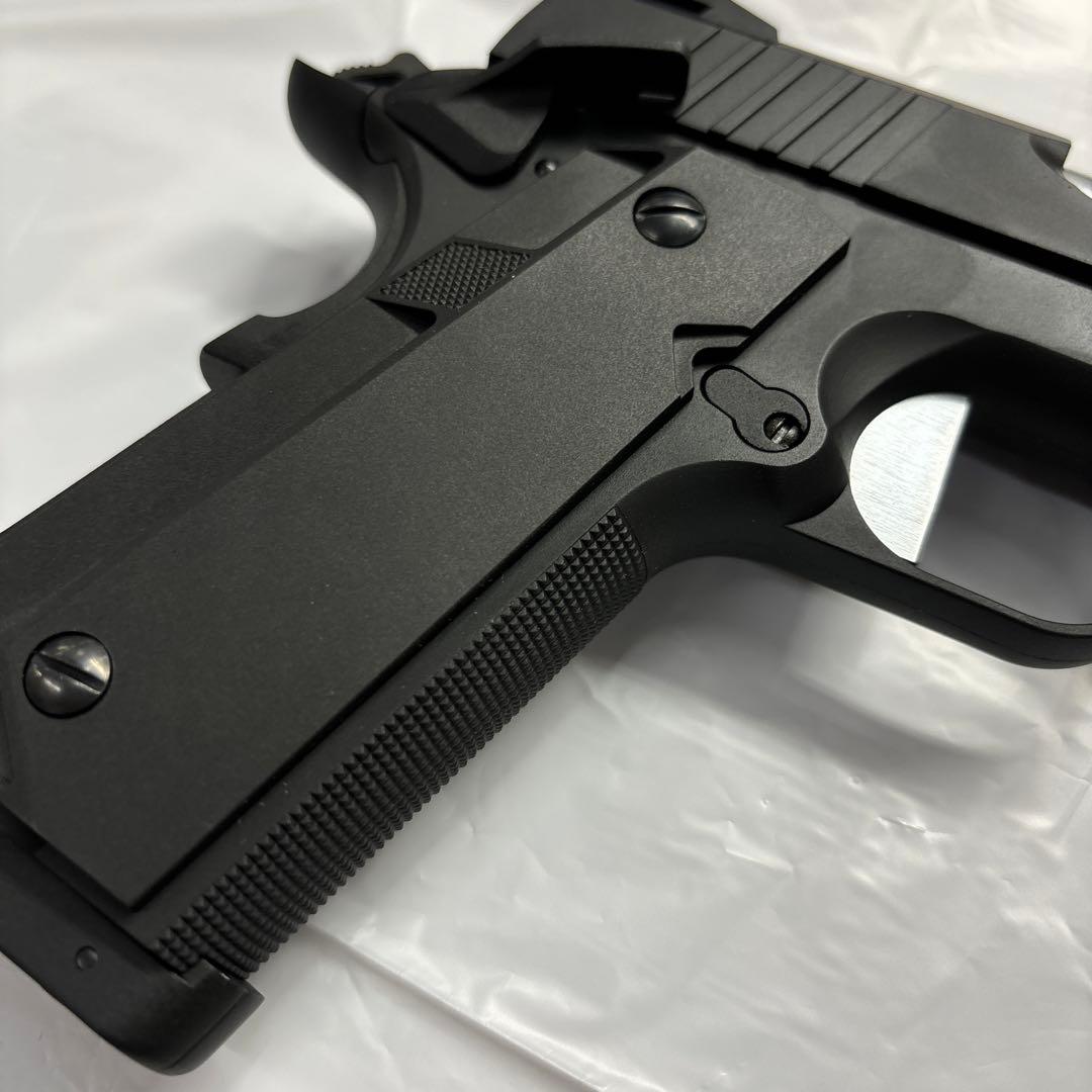 Carbon8 HELLCAT 4.3 ガスガン CO2