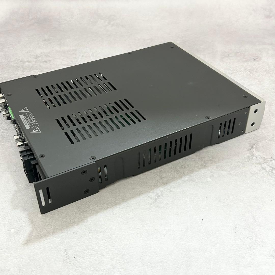 【美品】　BOSE FreeSpace IZA250-LZ パワーアンプ