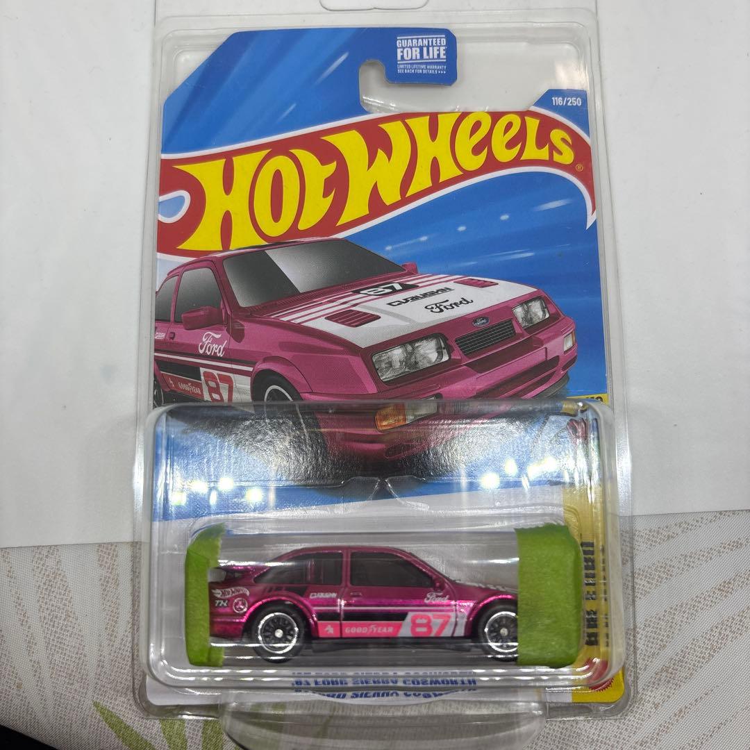 ミニカー Hotwheels STH ford Cierra Cosworth