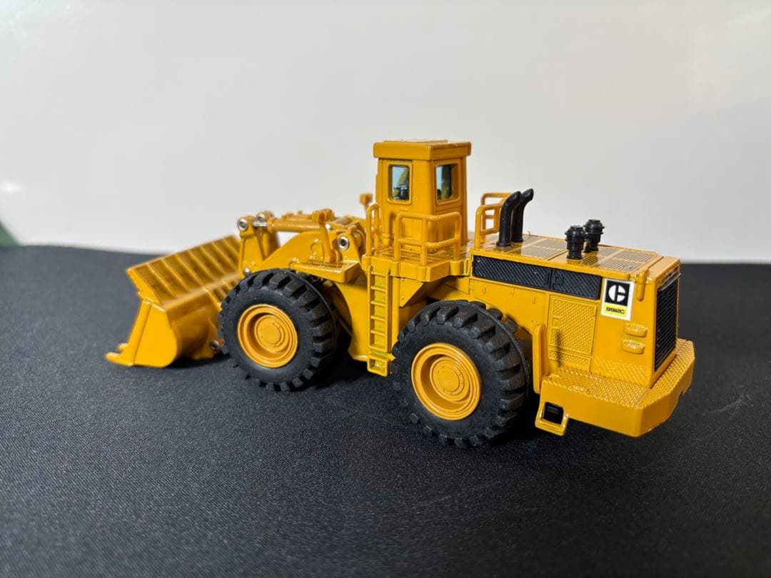 コマツHD785-5 & CAT 992C ホイールローダー