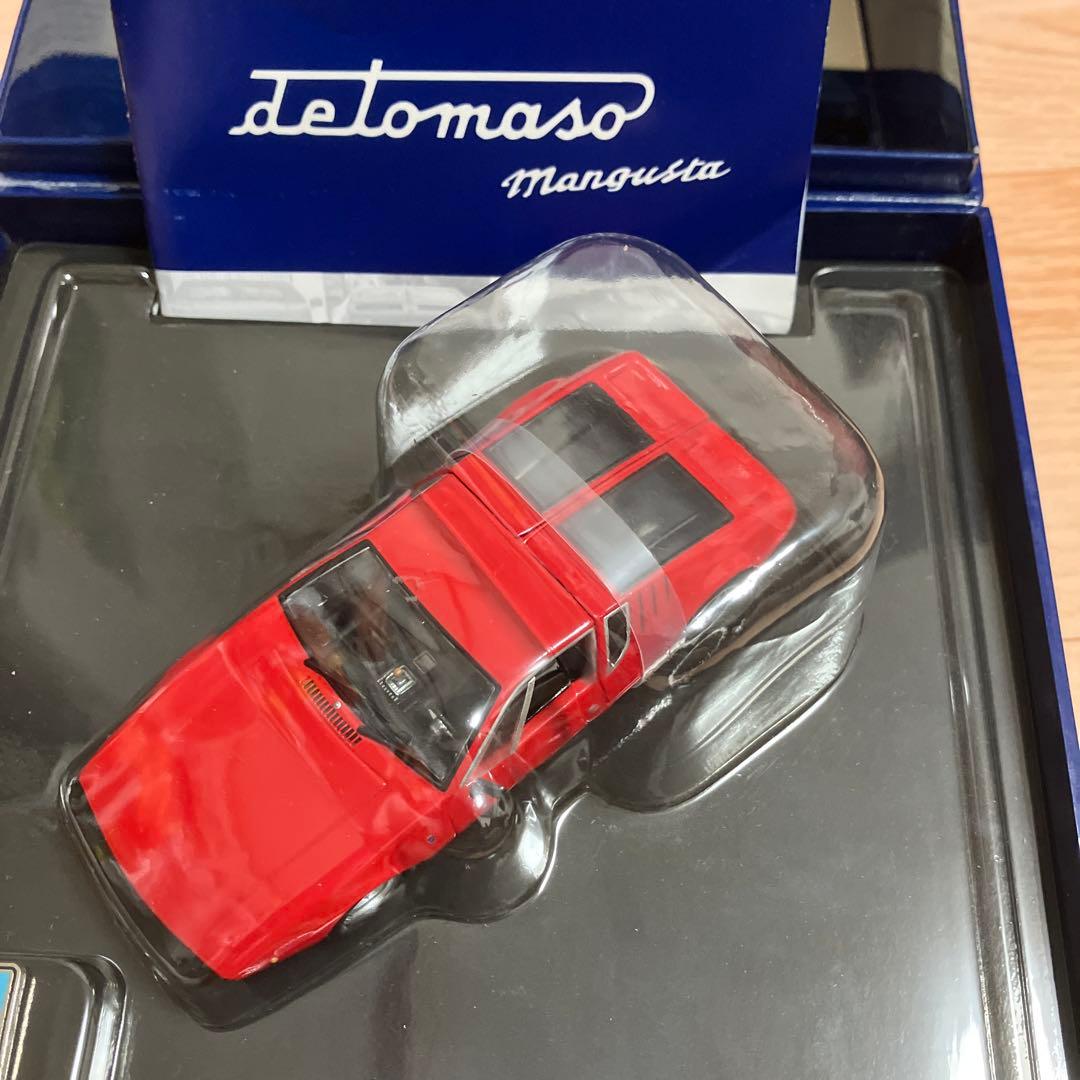 De Tomaso Mangusta 1969 赤 ミニカー