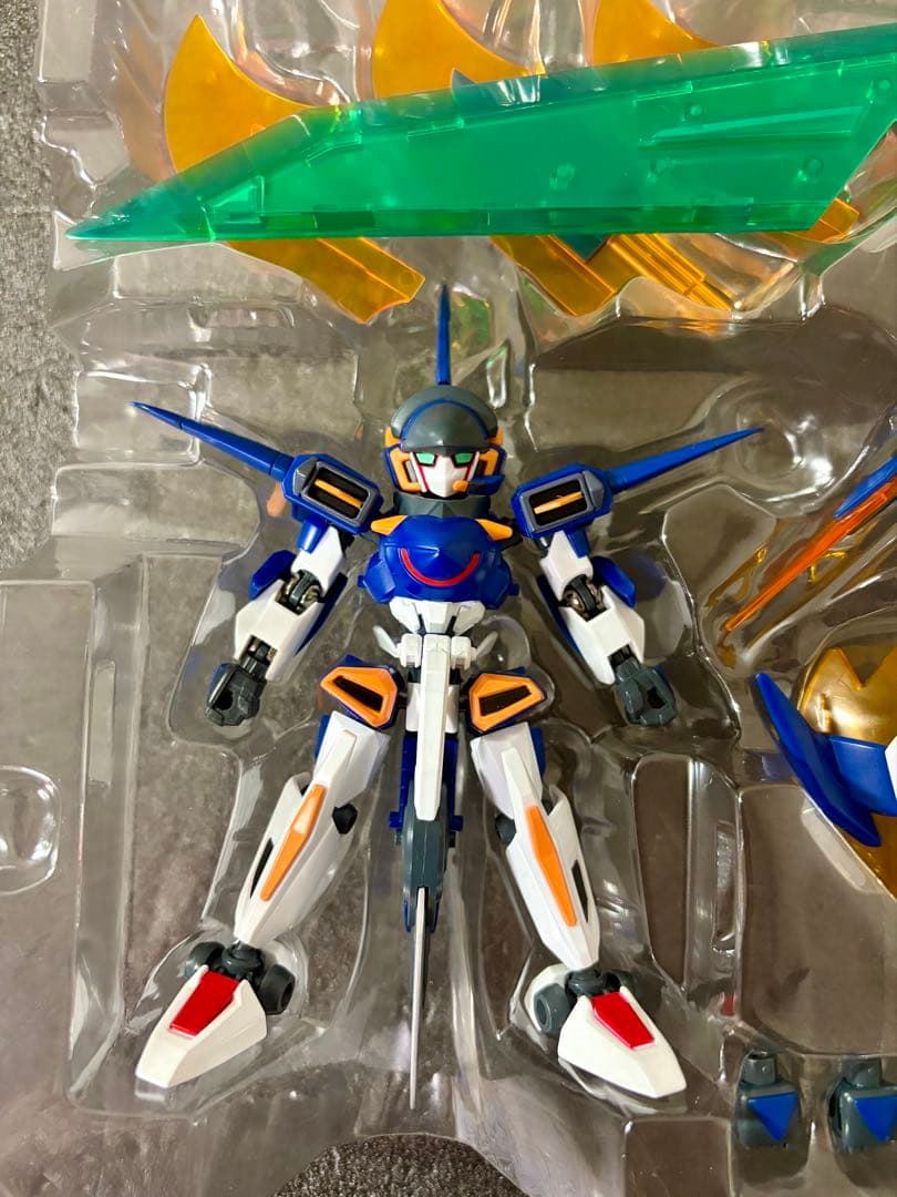 Zモード イカロス・ゼロ　イカロス・フォース　ダンボール戦機　LBX フィギュア