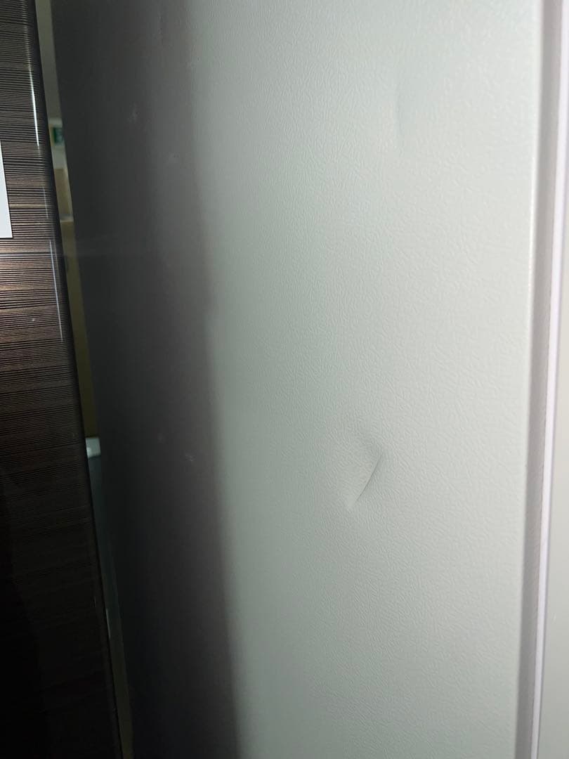 東芝 TOSHIBA 6枚扉冷蔵庫　ガラストップ