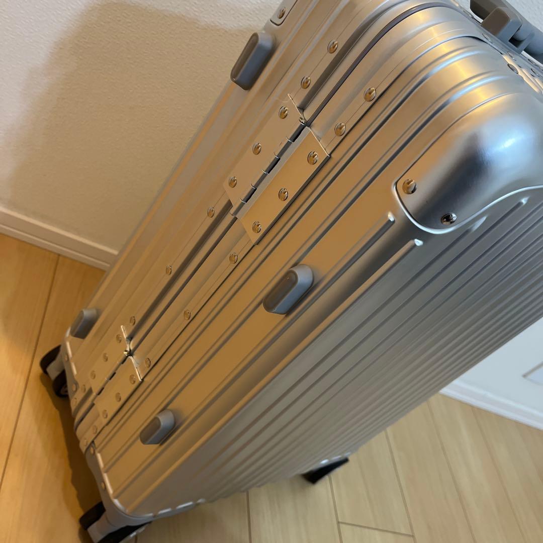 LDUVIN エッセンシャルモダン Cabin Plus シルバーキャリーケース