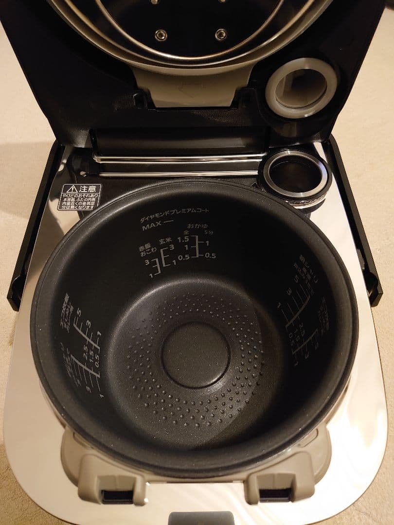 【極美品】 Panasonic パナソニック 炊飯器 SR-VSX108