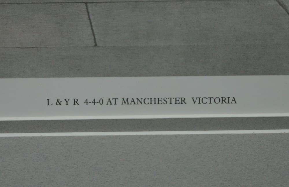 フレーム入 John S. GIBB サイン入り リトグラフ 列車 ビクトリア駅