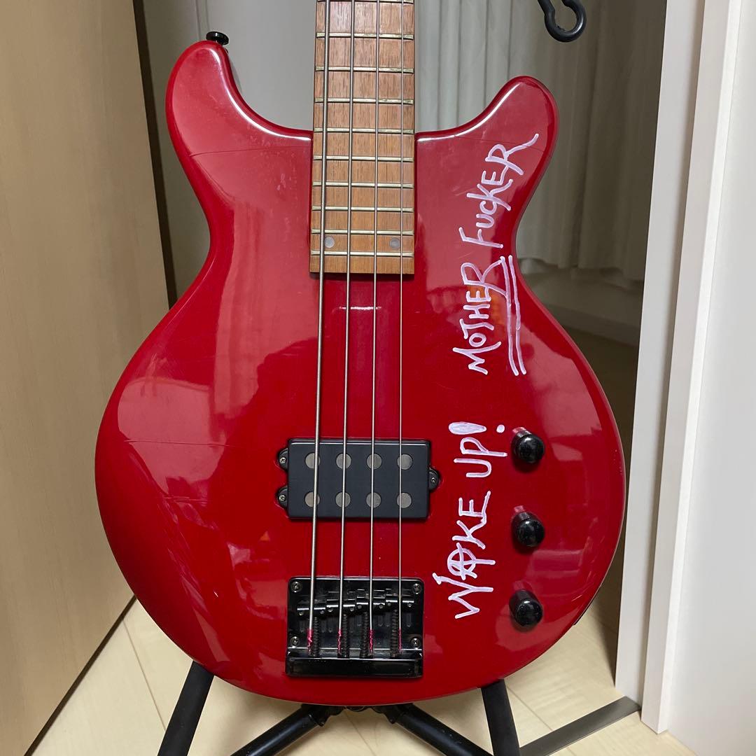 赤色 4弦エレキベース グラスルーツ