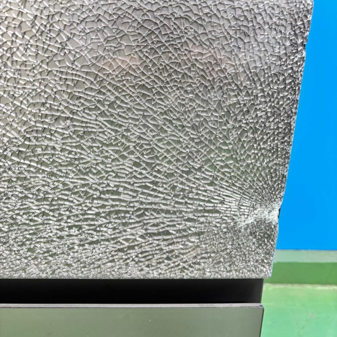 540東芝 024年製 大型冷蔵庫 ガラス割れあり 完動品　300L強　自動製氷